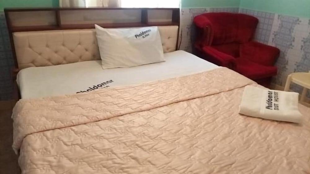 Phaldomar Guest House