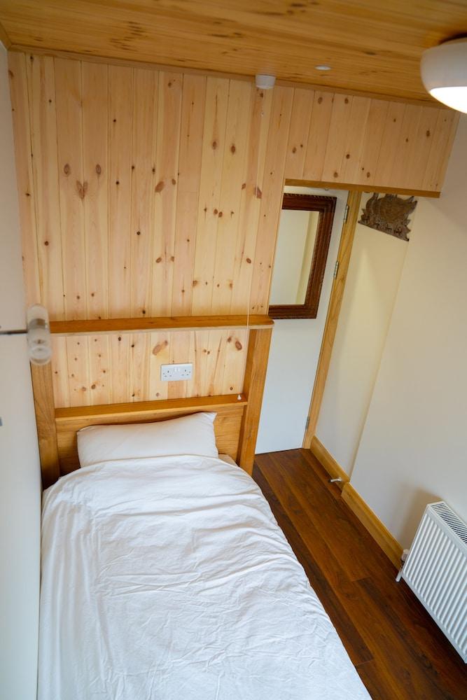 Ballyhoura Luxury Hostel