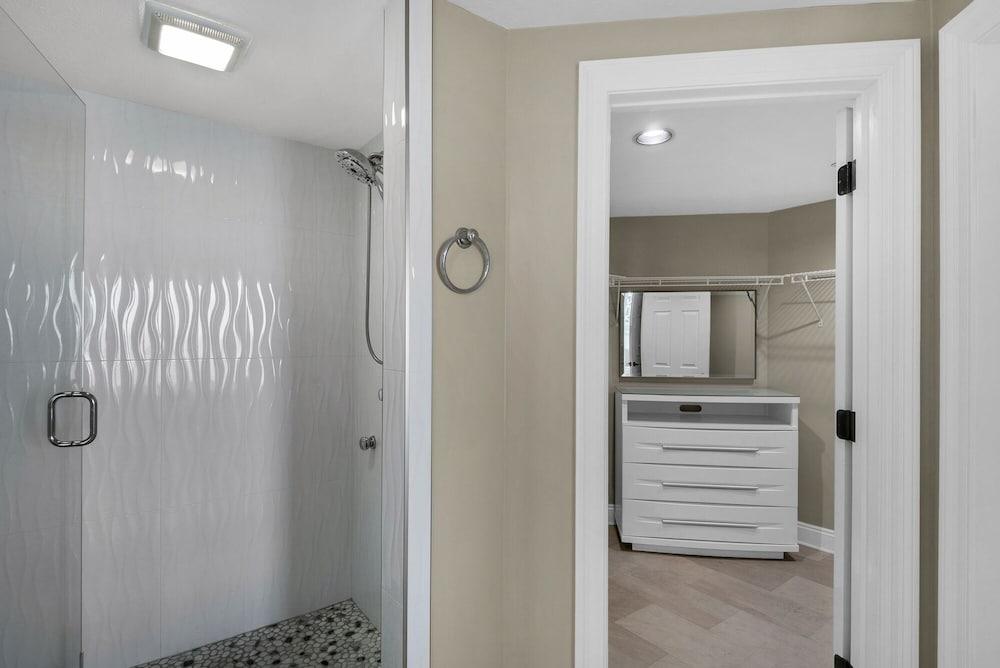 Treasure Island 2301