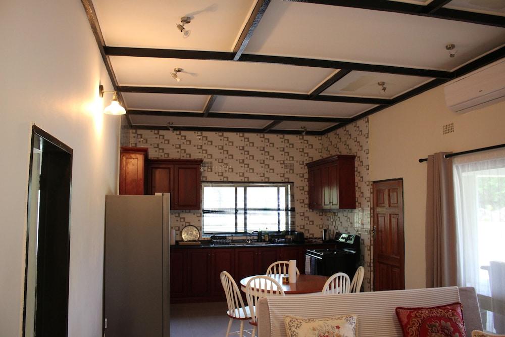 Waterfalls Apartments