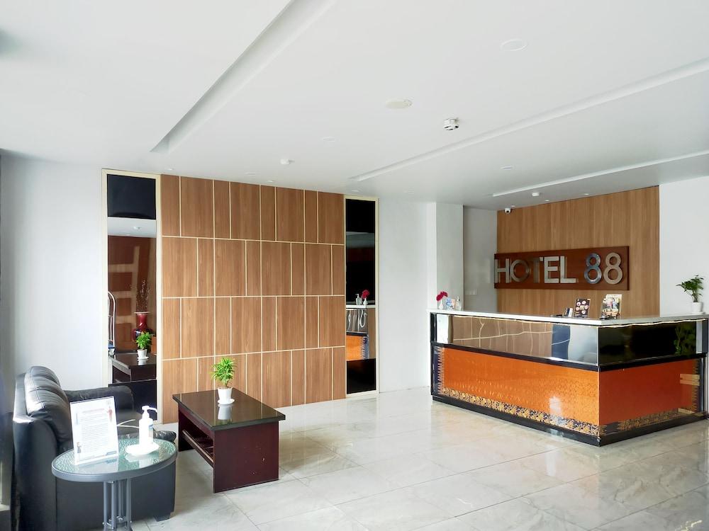 Hotel 88 Banjarmasin by WH