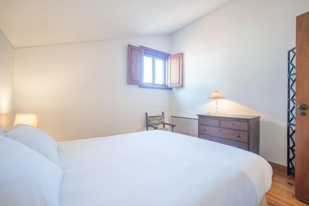 Amendoeira`s terrace Apartment with river view