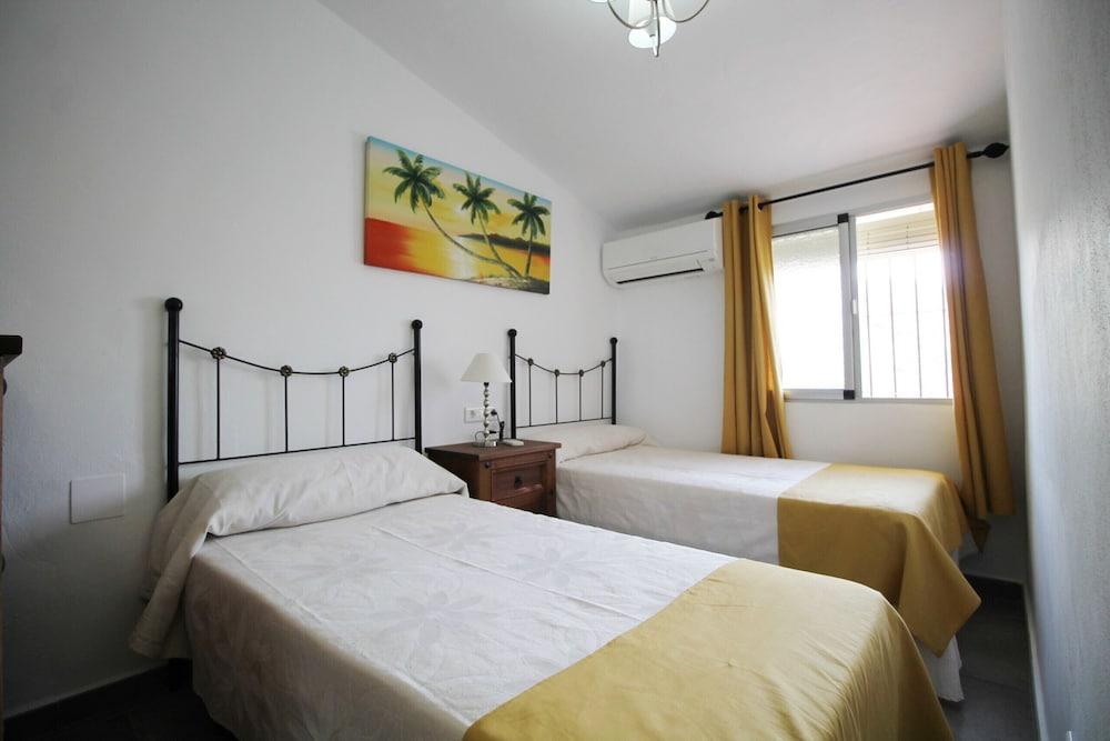 1106 Villa la Marina