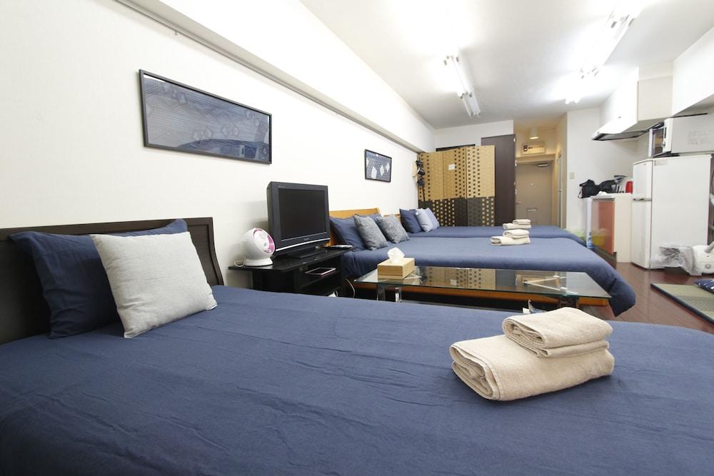 Ko's Apartment, Shibuya Station