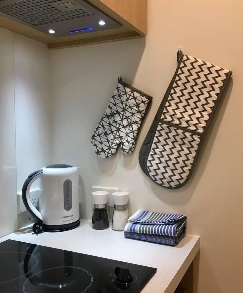 52b Preston Heights Apartment