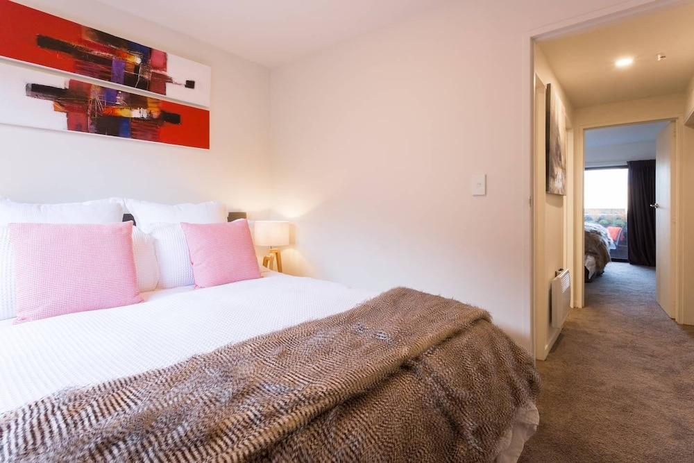 Spacious Lake View Townhouse Unbelievable SPA