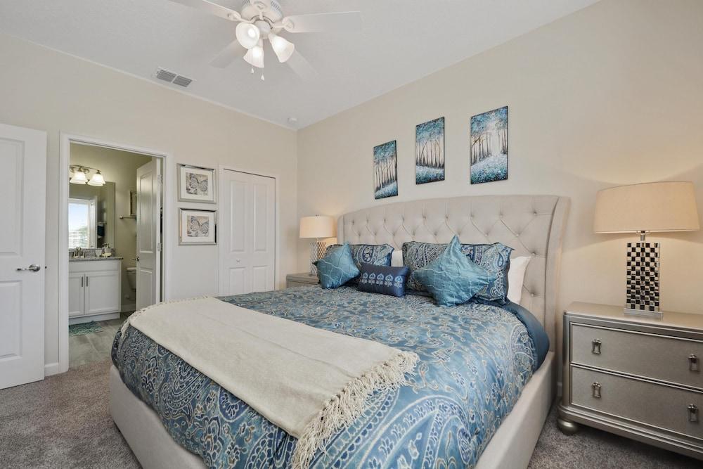 Mickeys Cajun Castle