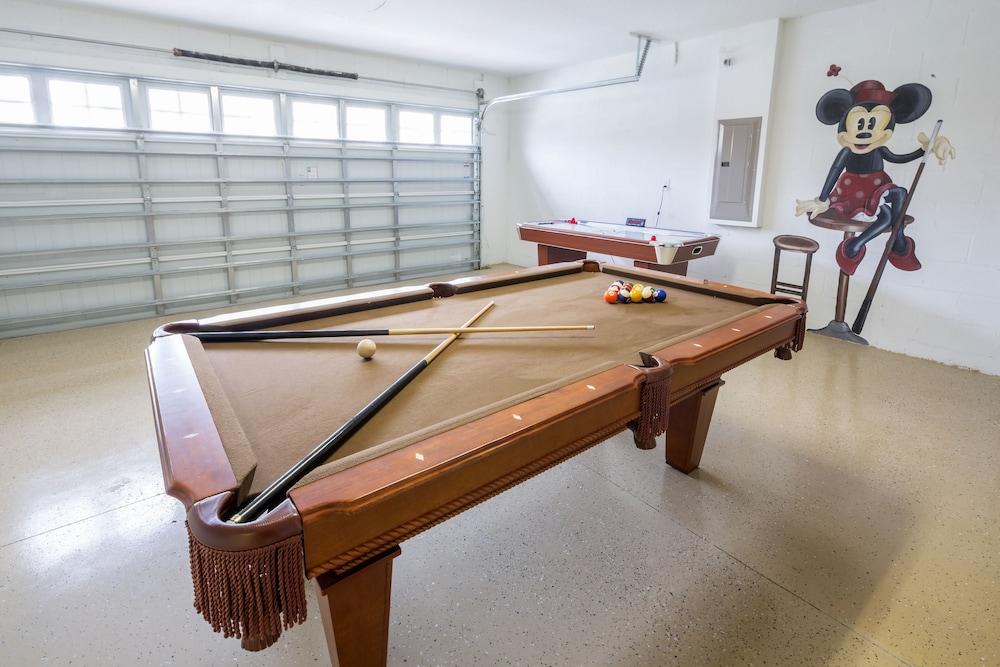 Moon Valley by VillaDirect