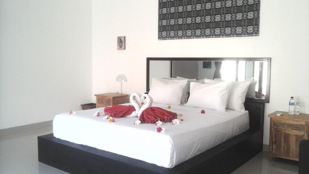 Tom and Jerry Villa Lombok