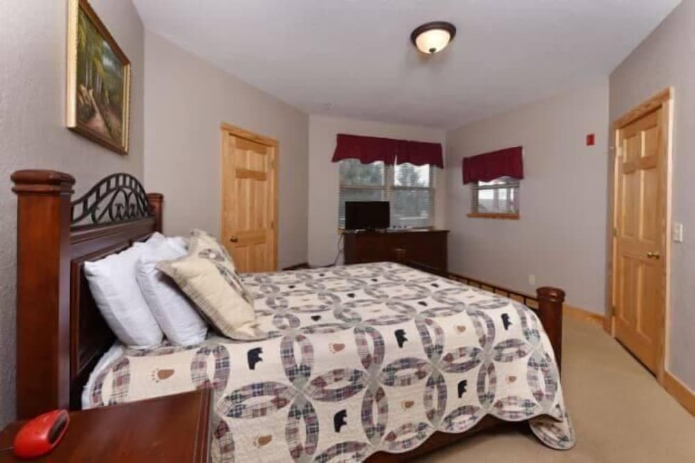 3104 Golf View Hillcrest Ole Bears Cove