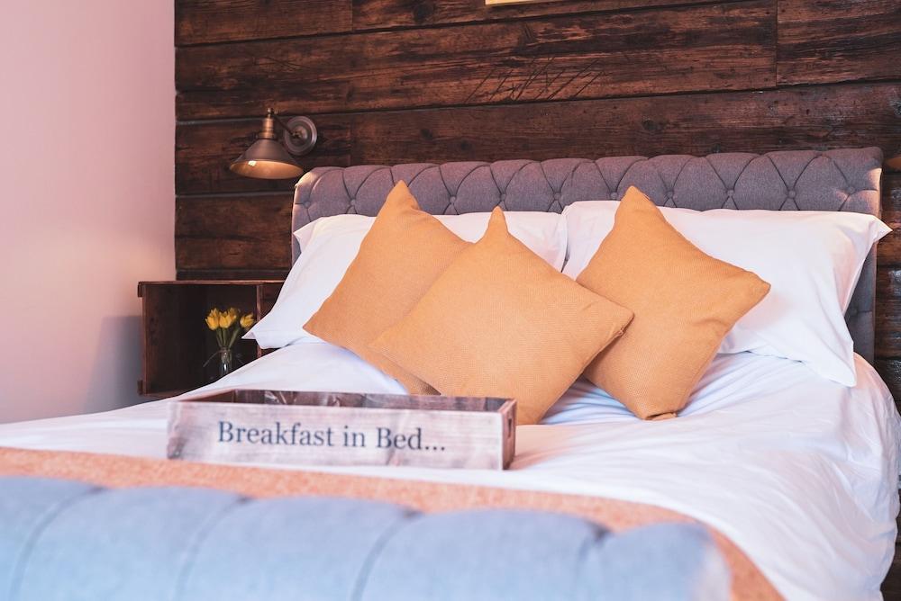 Cheesemans farm house stables