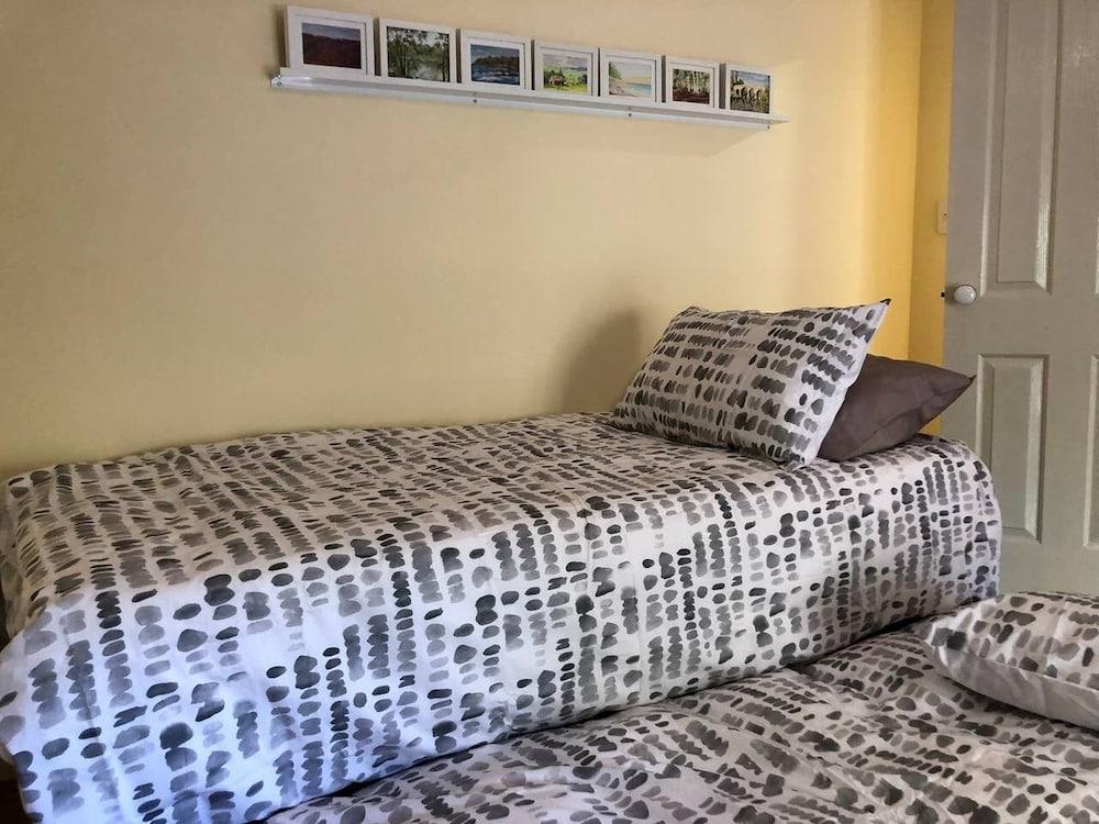 Escape to Strathfield for 8 guests