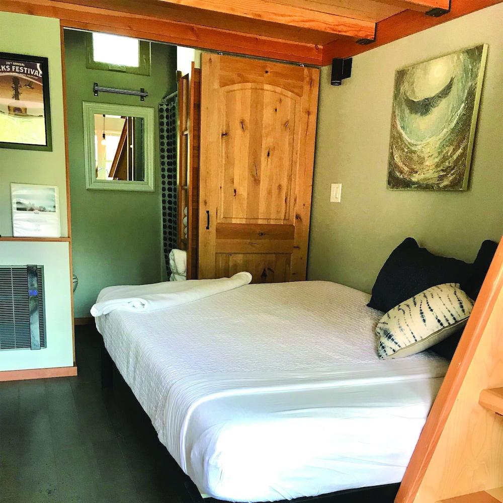 WeeCasa Tiny House Resort
