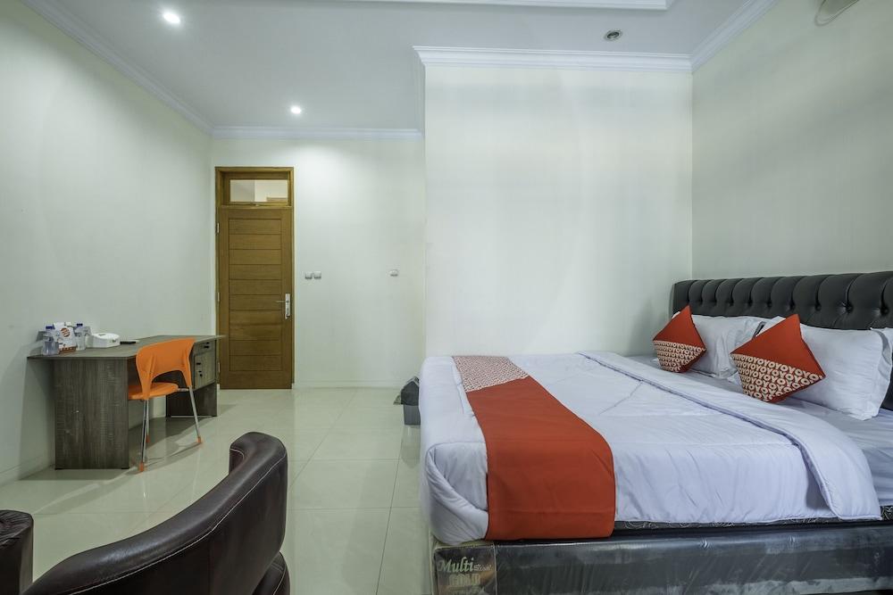 OYO 2259 Zleepy Ks Tubun