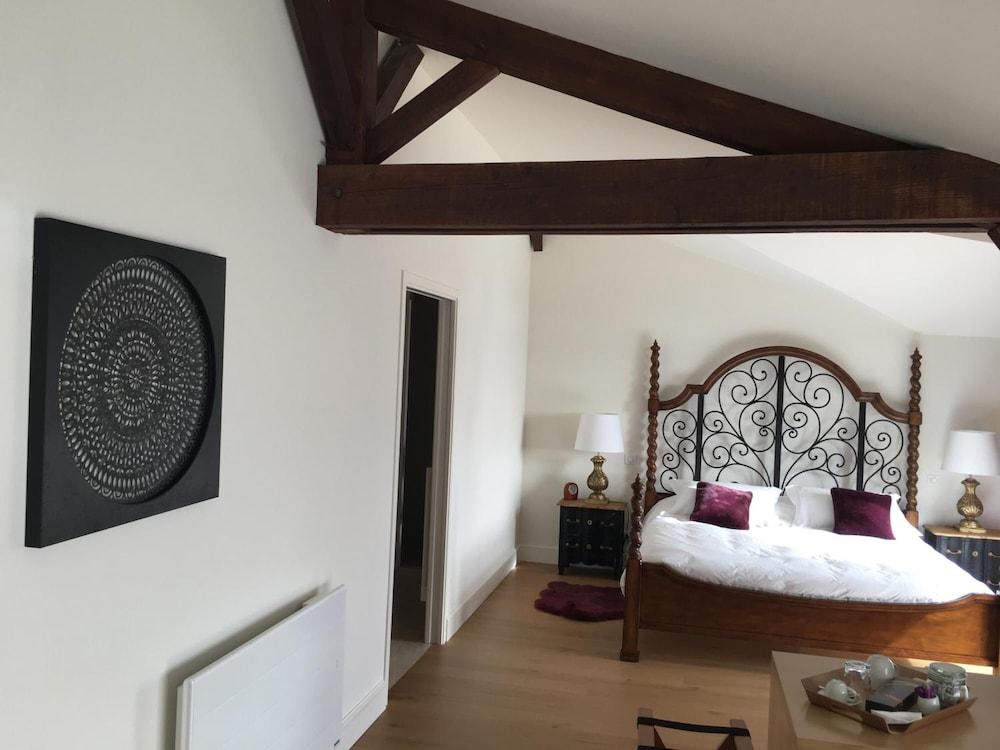 Château Tour Saint-Fort