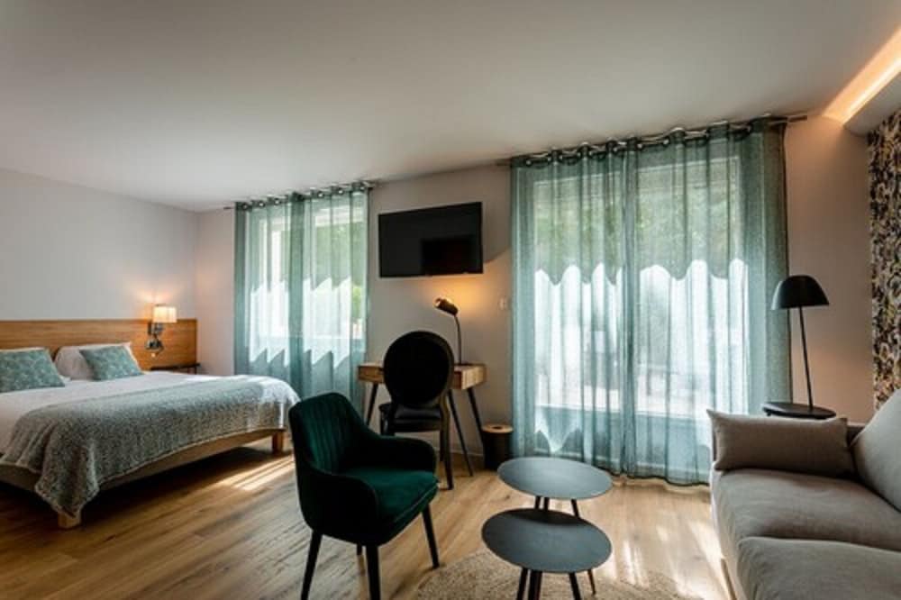 Hôtel L'Ouvrée Restaurant le 428