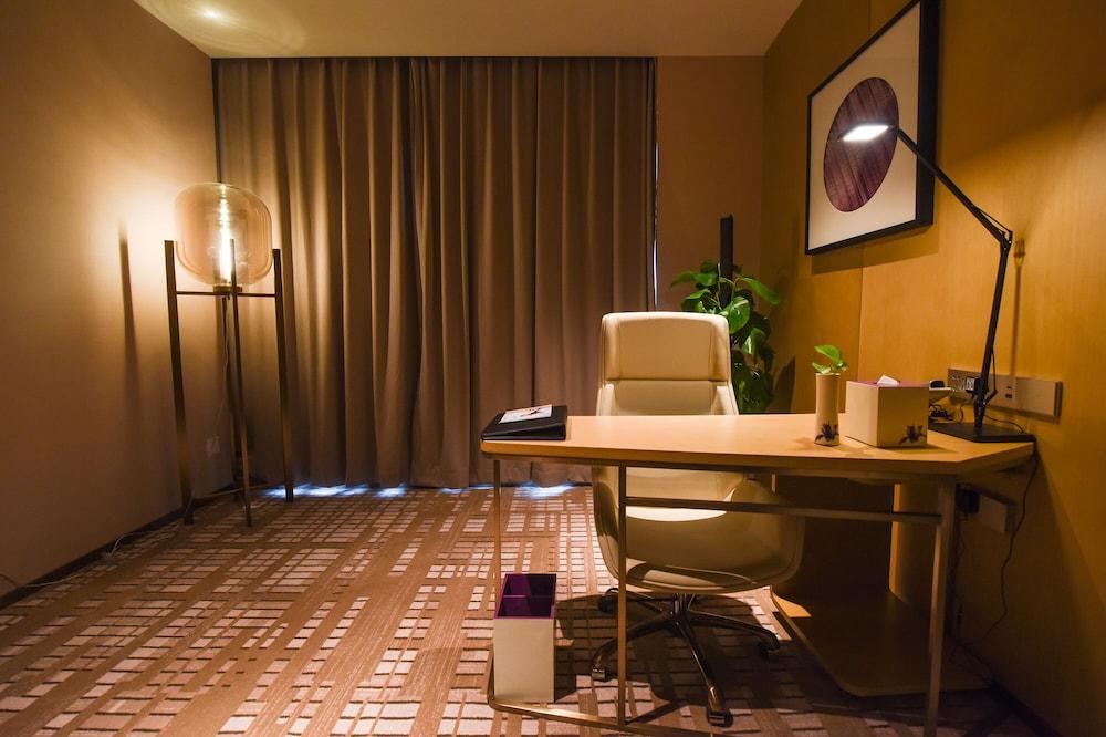 Novotel Zhengzhou Airport