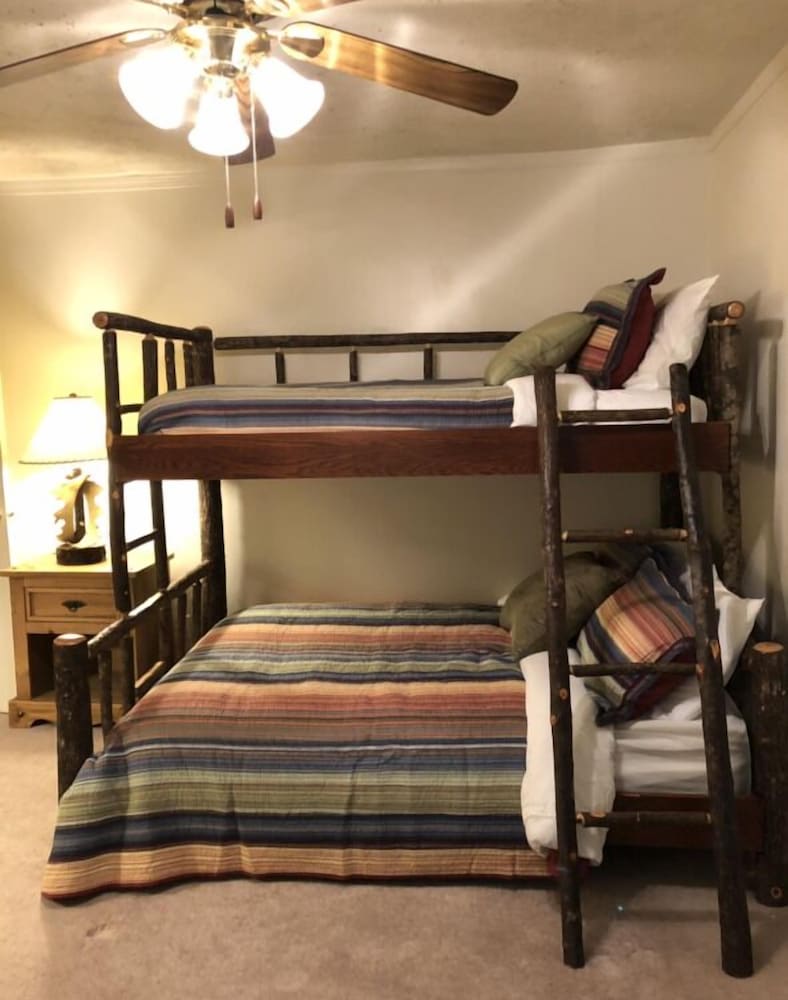 Jack's White River Fishing Resort