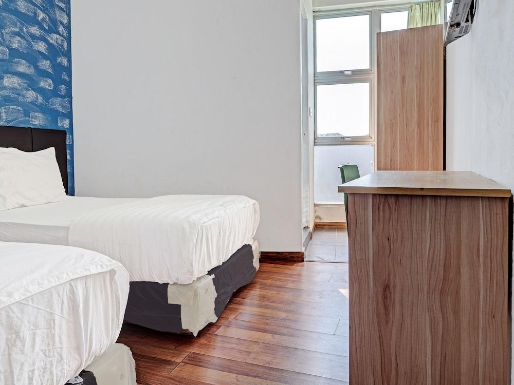 Hotel O 69 Room 4 Stay