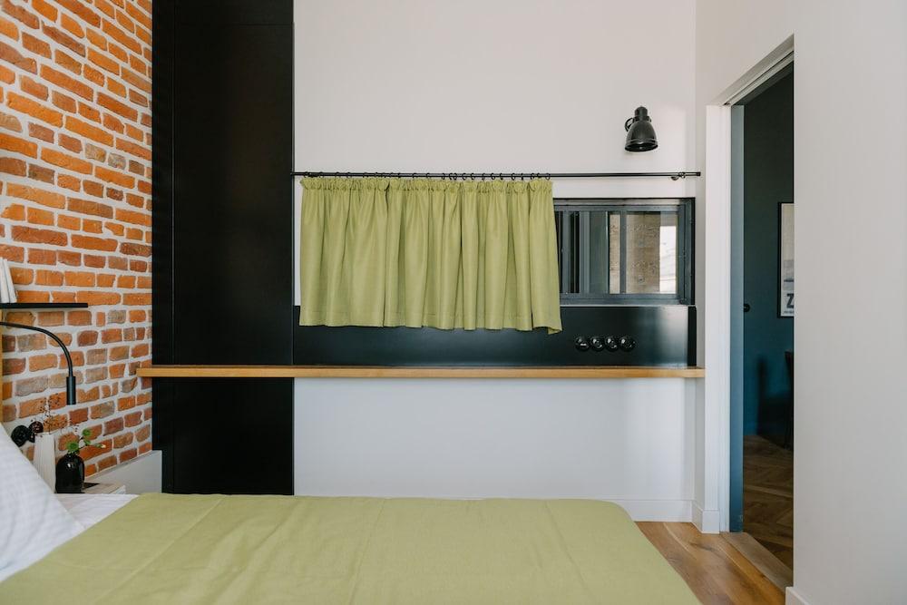 Apartament Goldfinger