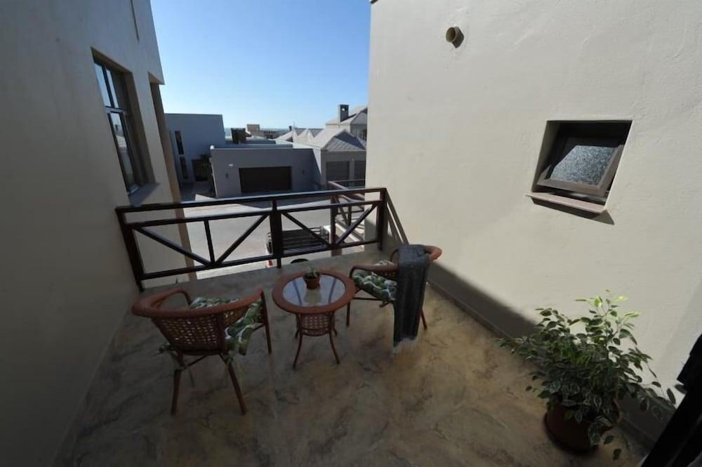 Blue Lily Langstrand Self Catering