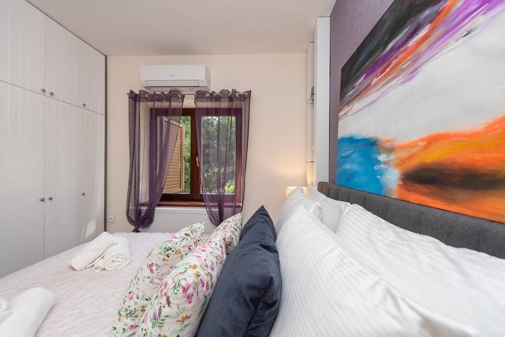 Zen Luxury Apartments