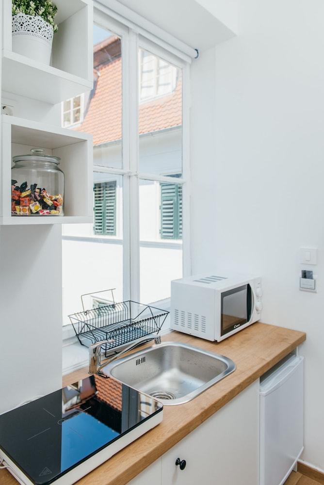 Old Town Tale Apartments