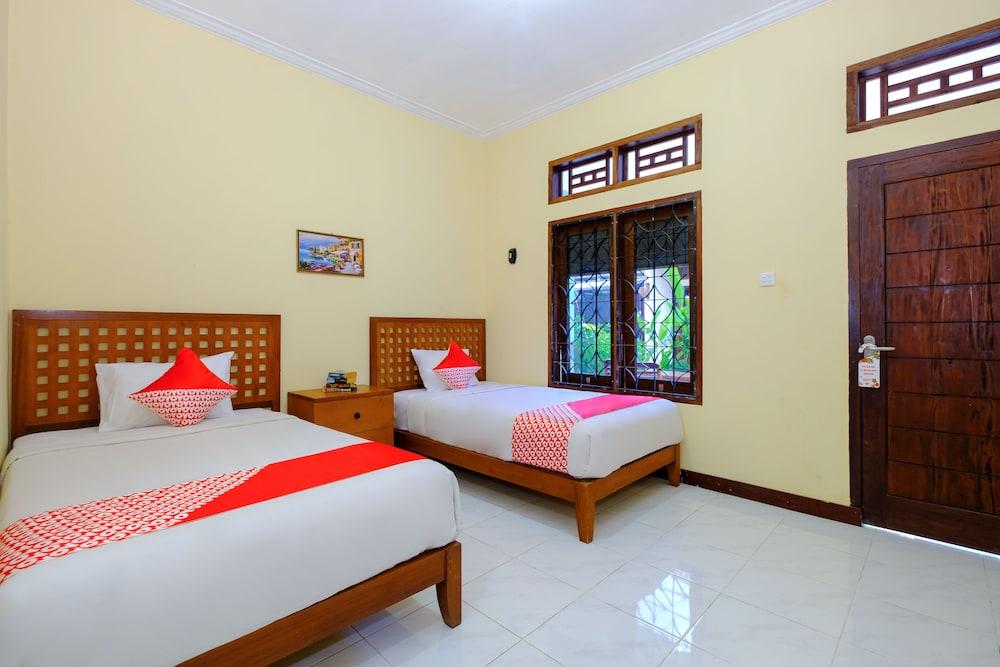 OYO 2864 Mangsit Garden Homestay