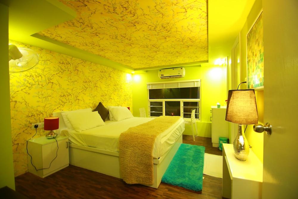 Best Kerala Houseboat