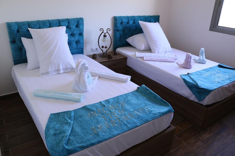 Double View Apartments