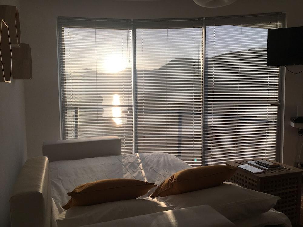 2 Beds, Fjord Panorama and Pool in Dobrota