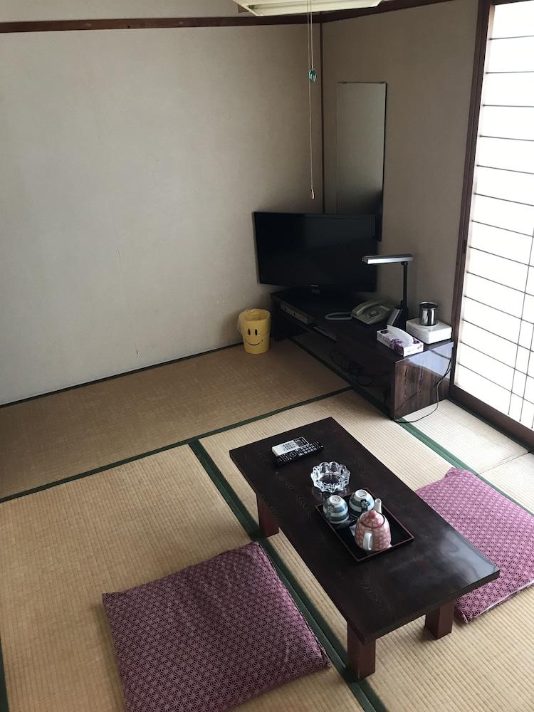 Business hotel route9