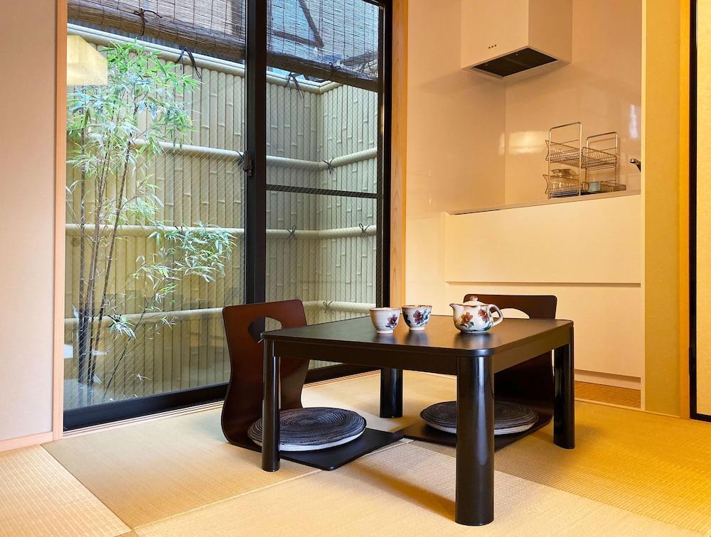 Hotel Zipangu Murasakino