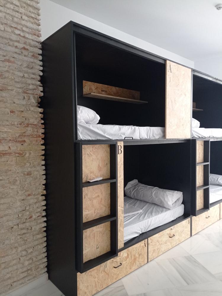 Planeta Cadiz Hostel