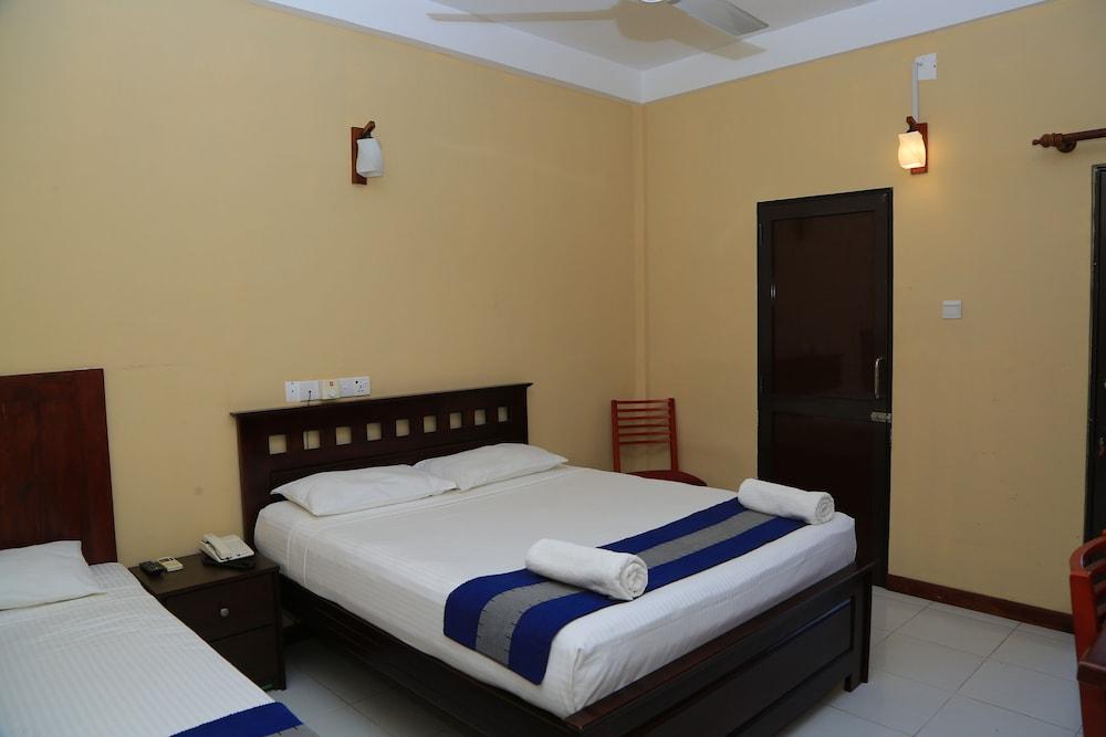 PJ Hotels Jaffna