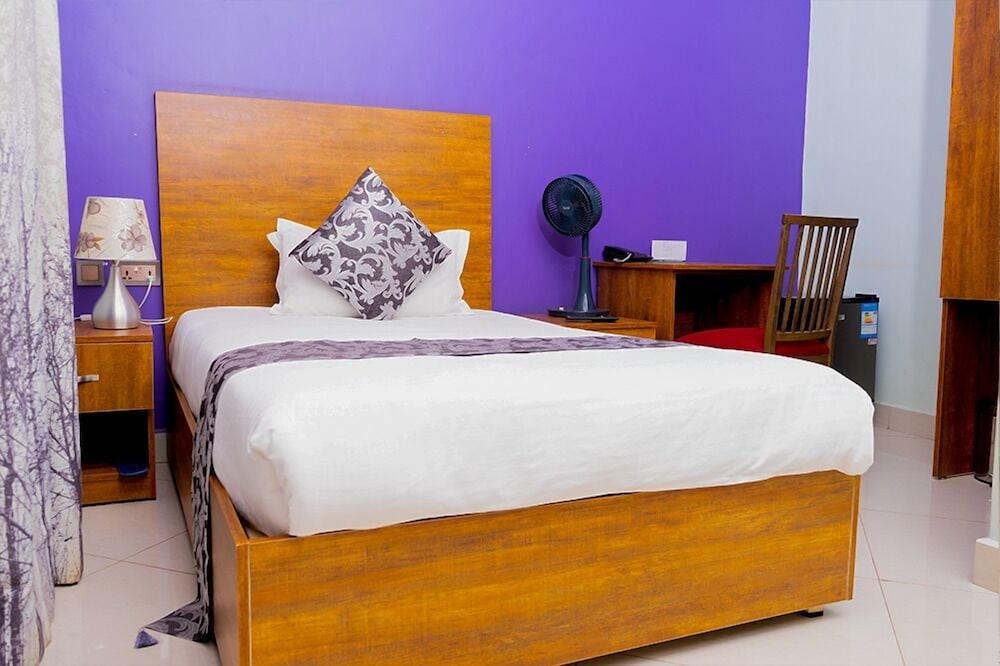 SamWeb Bed and Breakfast