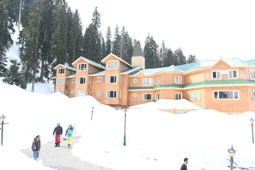 Kolahoi Green Heights Gulmarg