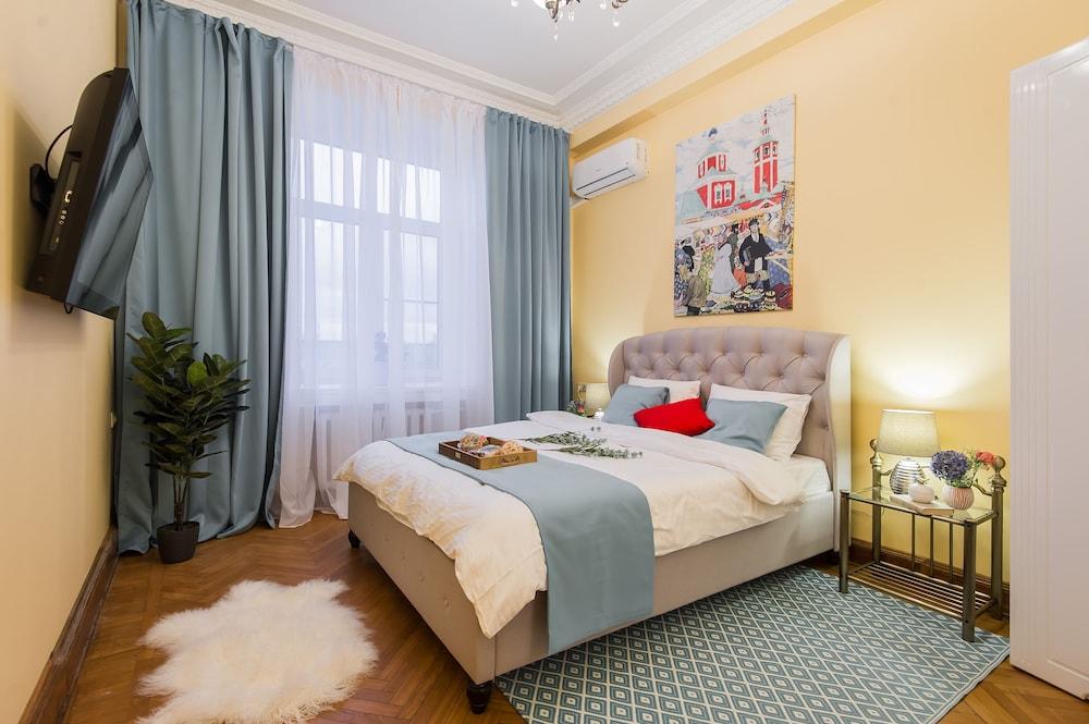 GM Apartment Kudrinskaya 1