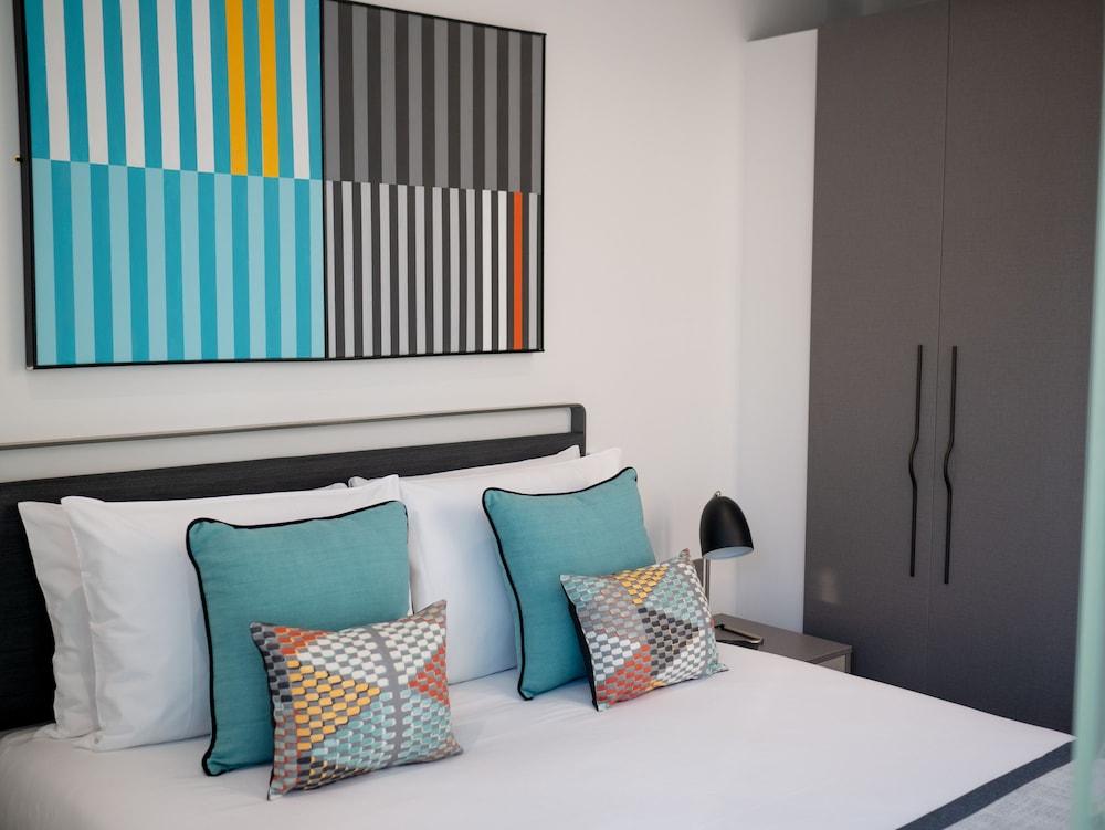 Q Square by Supercity Aparthotels