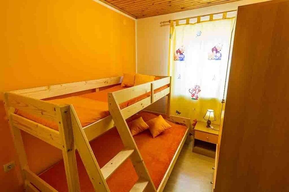 Holiday house Emily with a pool