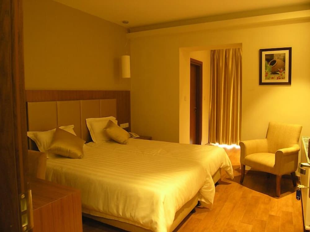 Livadia Hotel Kyperounta