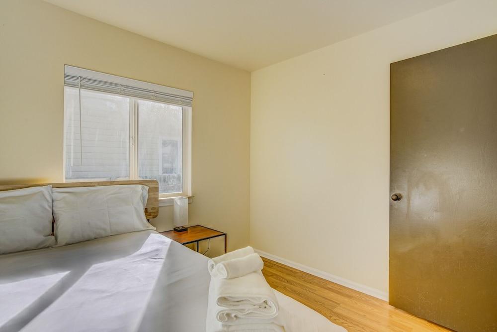 South Side COS & Ft. Carson Value Stay! Dogs OK!