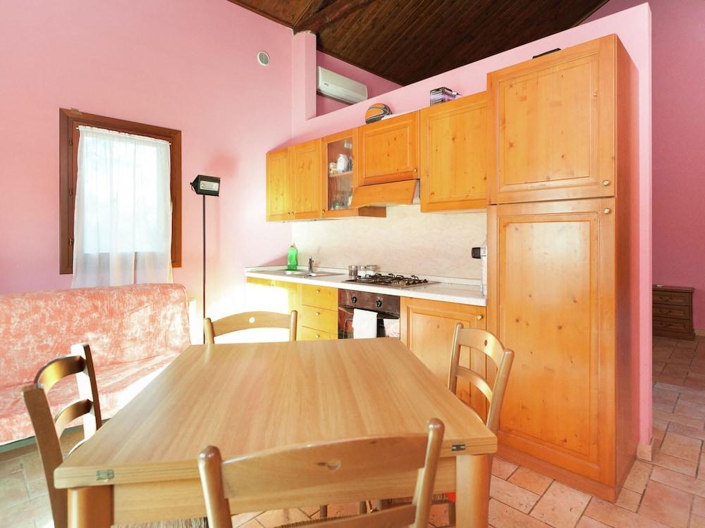 Apartment in Pontecchio With Pool & Tennis