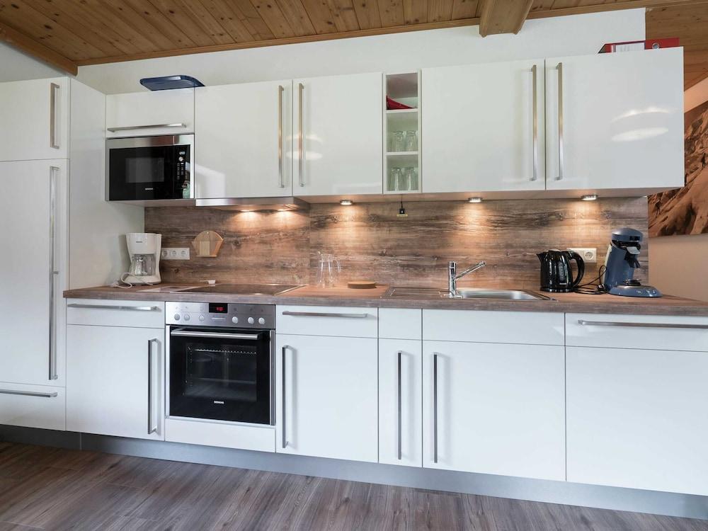 Luxurious Apartment With Terrace