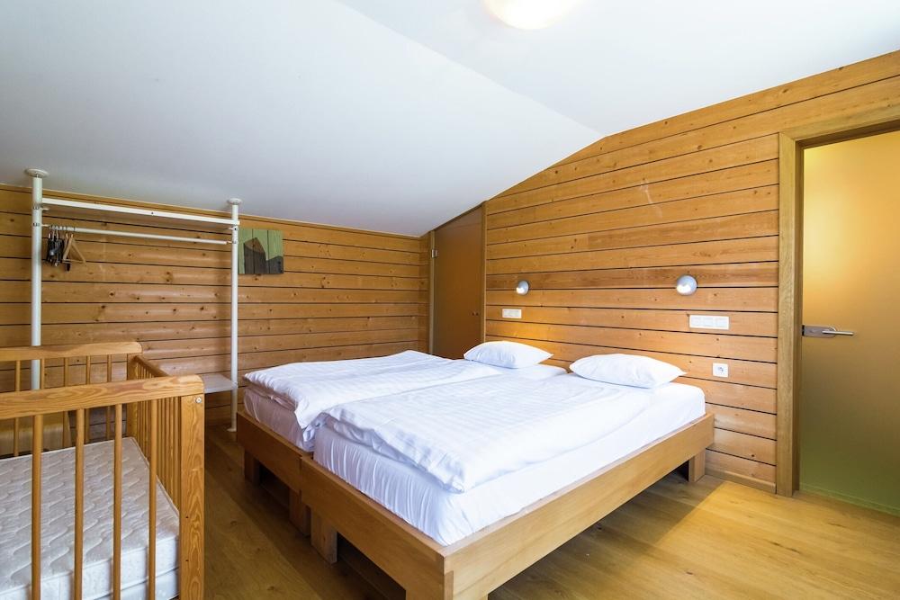 Group Cottage in Sourbrodt