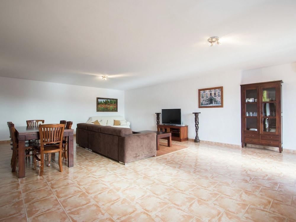 Charming Holiday Home in Benidorm With Private Pool