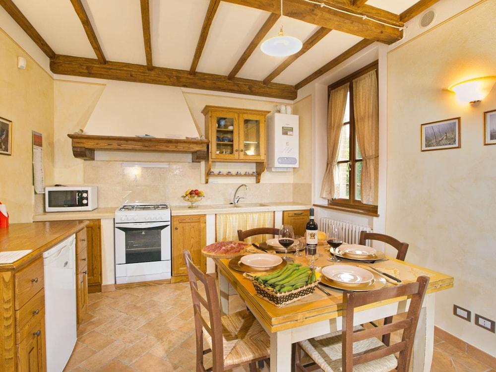 Rustic Retreat With Pool