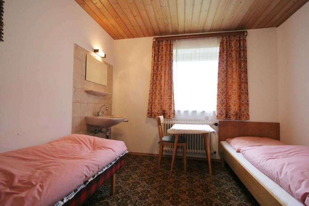 Chalet in Ellmau Near Skiwelt Slopes