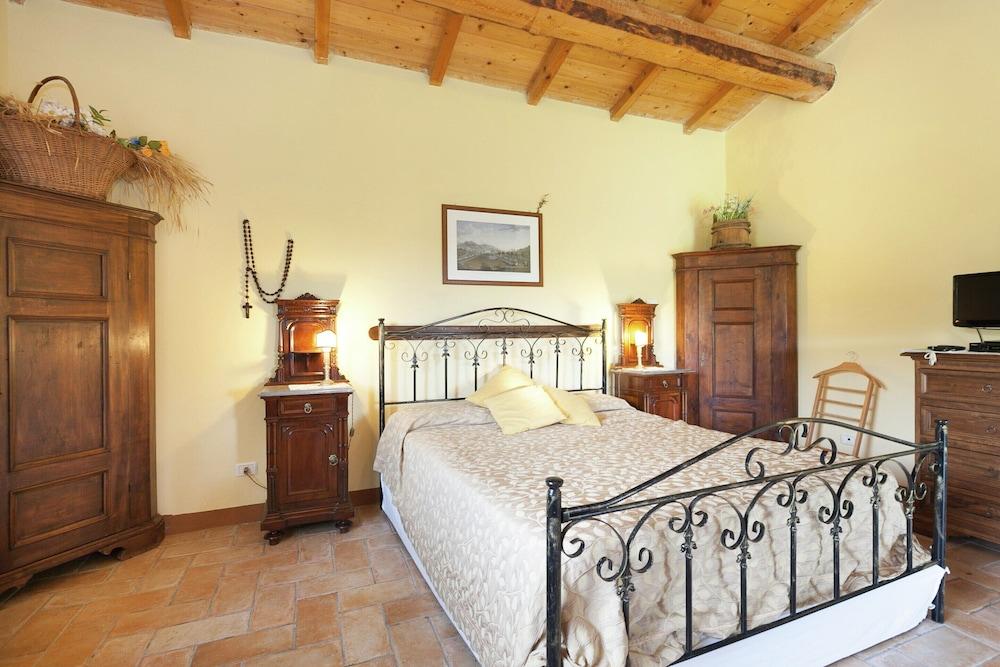 Cozy Couple's Retreat