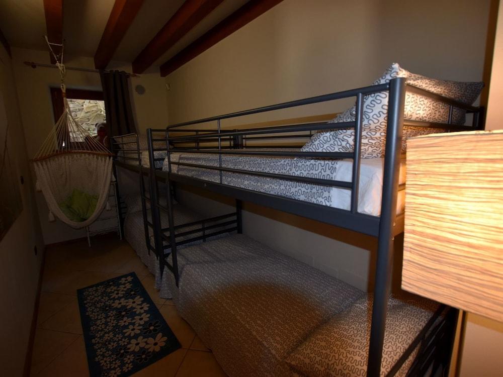 Flat in Villa, With Garden, Barbecue